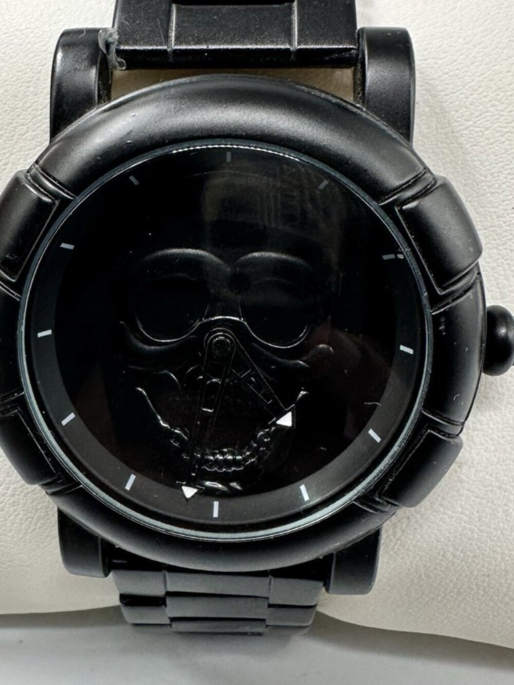 Skmei Skull Dial Watch Men All Black 46MM Round Dial New Battery 8.75 Inch